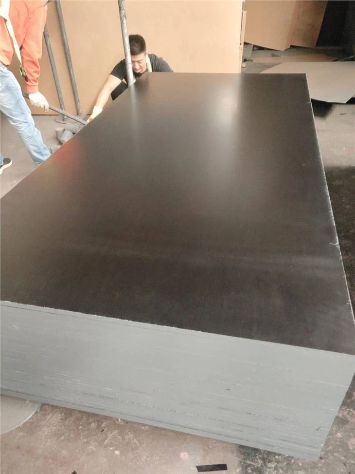 Xingang Best Sale F17 Black Film Faced Plywood Sheet Untuk Penggunaan Konstruksi Ffp Marine Plywoods